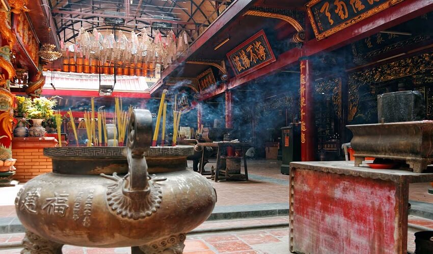 Temple Ba Thien Hau