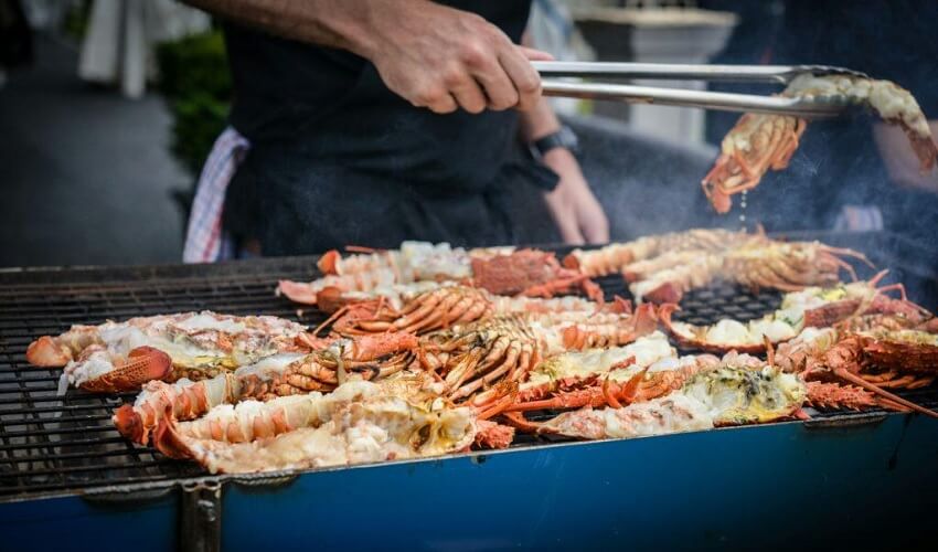 Circuit culinaire commence avec la prise en charge depuis votre hotel