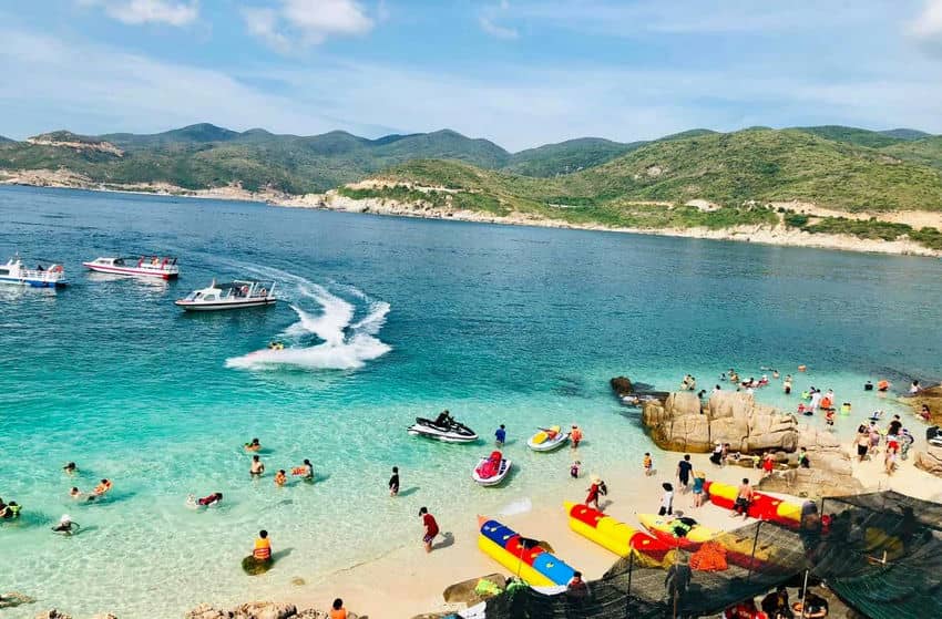 baie-Vinh-Hy-Ninh-Thuan-Vietnam