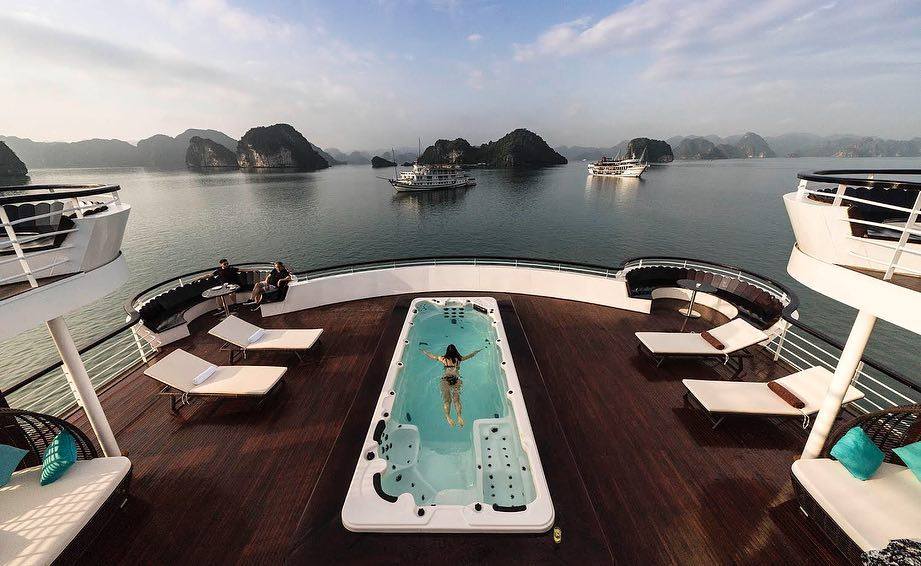 La_croisière_dans_la_baie_d'Halong