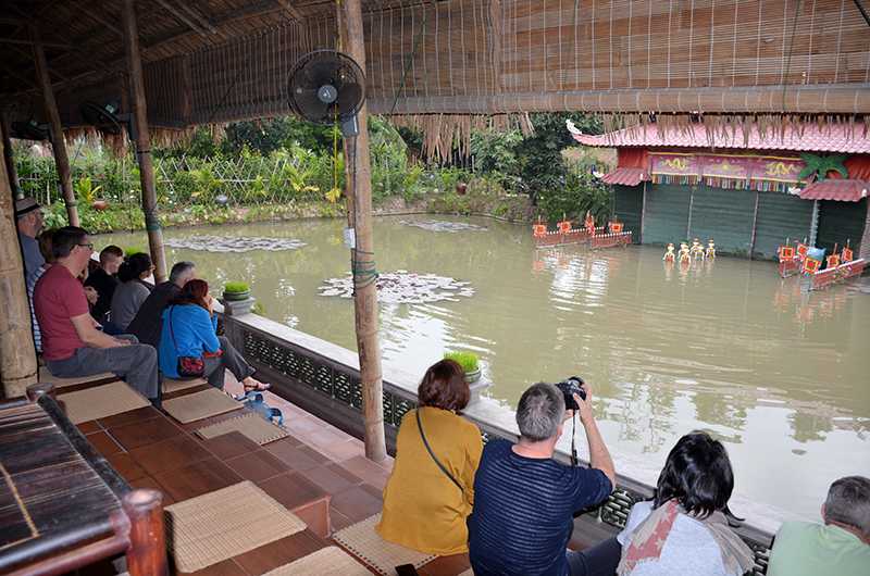 top-15-berceaux-de-marionnettes-sur-l'eau-au-vietnam